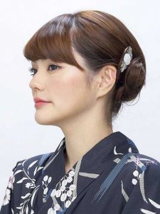 美腻的优雅女子！温婉日系盘发教程