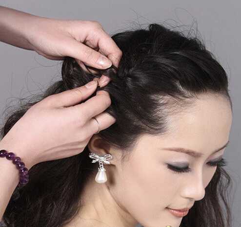 韩式浪漫新娘盘发发型教程