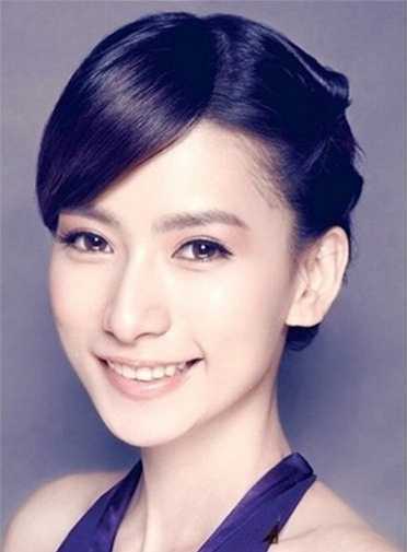优雅大气的新娘盘发发型步骤
