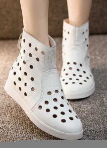 夏季时尚好看的靴子女短靴 夏季潮流美丽短靴推荐