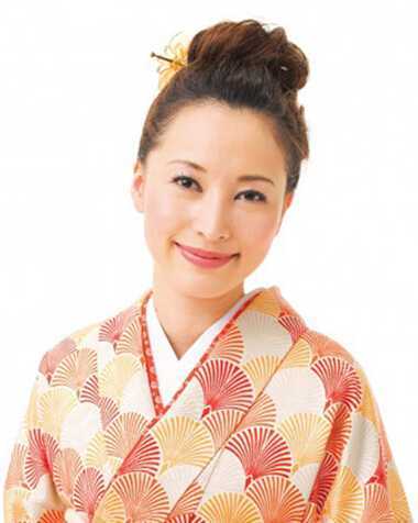 日系淑女范丸子头扎发5分钟搞定