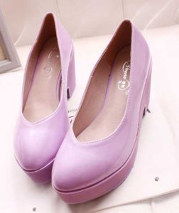 2024年最流行紫色春季高跟鞋
