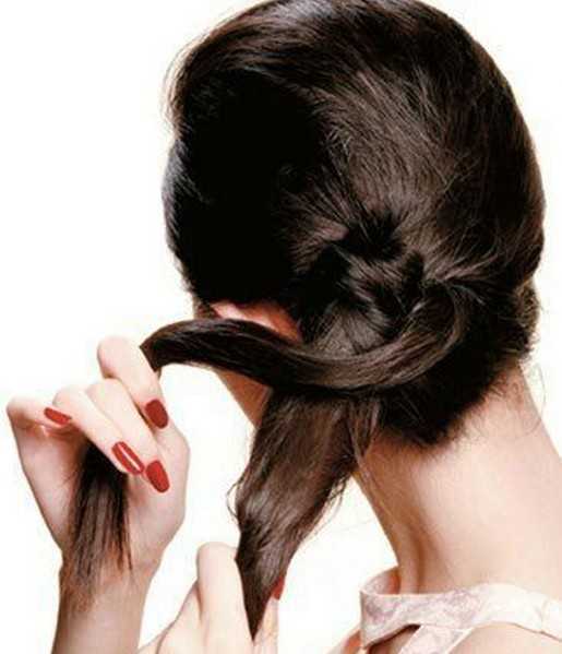 甜美知性女生马尾辫扎发发型图解