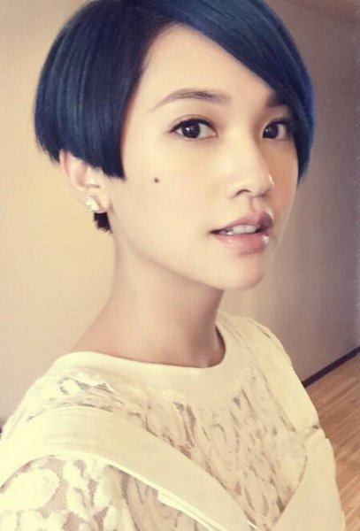 杨丞琳短发发型：彰显气质和魅力