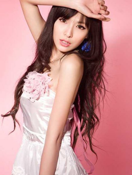 2024年最受美眉欢迎的五款爆热长发发型