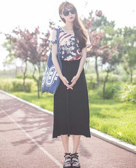 出游必备款：夏季雪纺百褶半身裙搭配