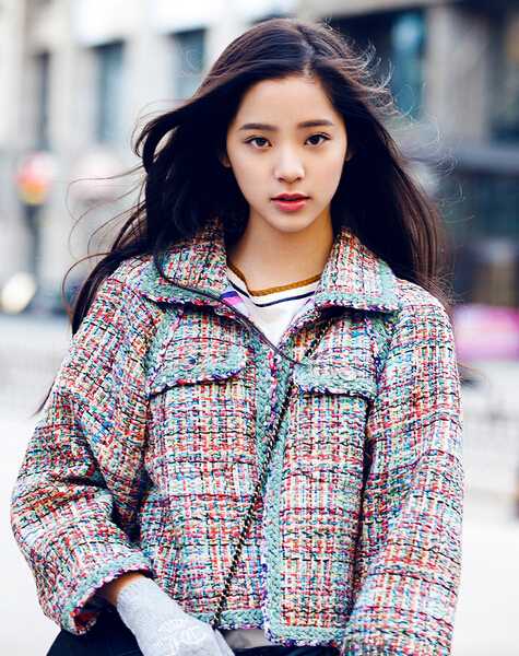 盘点欧阳娜娜甜美迷人的长发造型