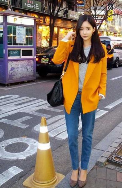 新潮又抢眼的女生卷发发型