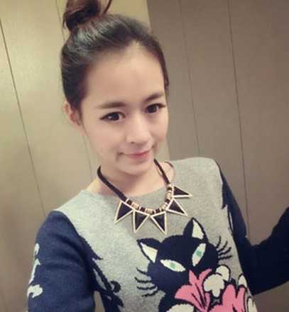 少女们最爱：唯美感丸子头发型图片