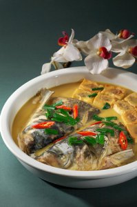 营养又健康的鱼头豆腐汤做法 美味鱼头豆腐汤的营养健康烹饪