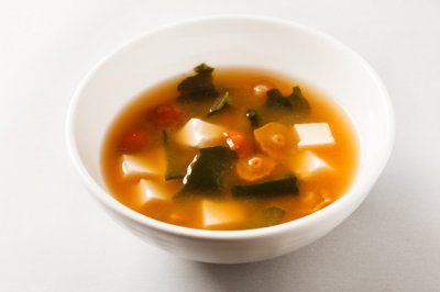 鱼头豆腐汤-秋季滋补营养汤
