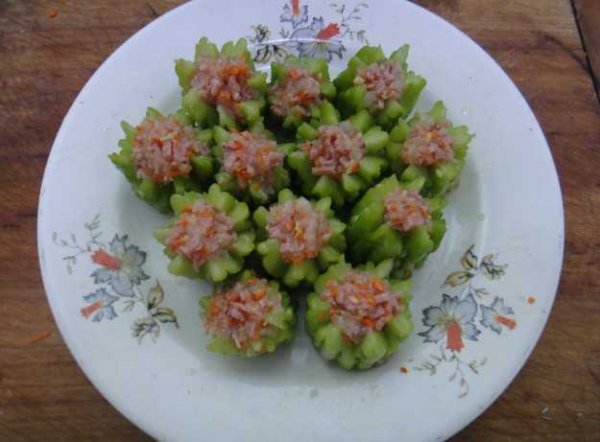 酿苦瓜的做法轻松做出美味又有营养的菜肴