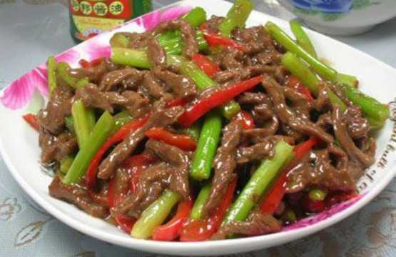 做家常美味细看芹菜的做法大全