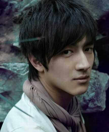 帅男秘密武器—男生离子烫发型图片最时尚