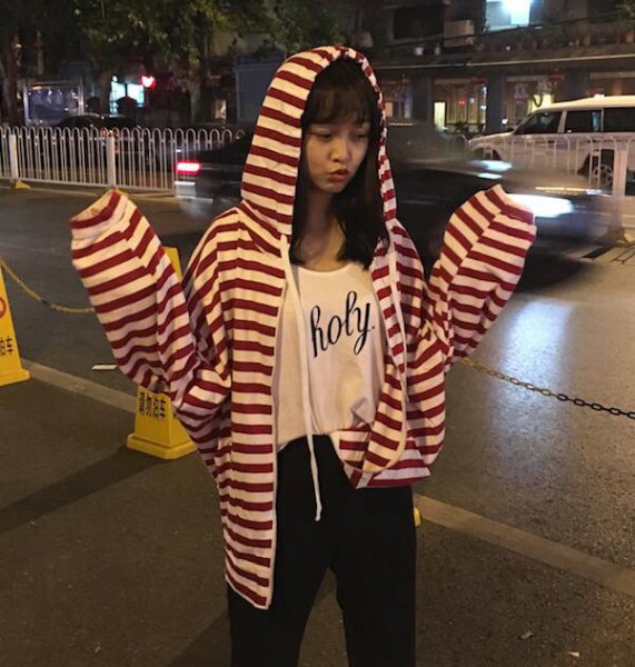 穿上秋季卫衣开衫让你倍感活力