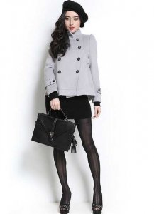 冬季经典灰色外套搭配低调又时尚 时尚低调：冬季灰色外套经典搭配