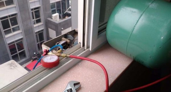 空调加氟50一个压贵吗