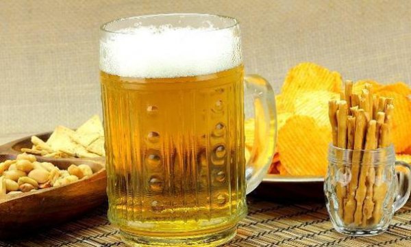 一瓶500ml啤酒热量相当于多少米饭