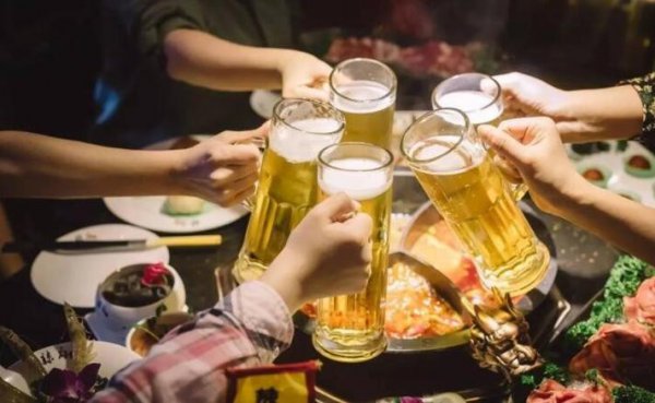 一瓶500ml啤酒热量相当于多少米饭