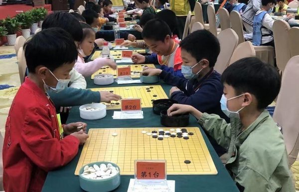 围棋业余5段什么水平 可以做老师吗