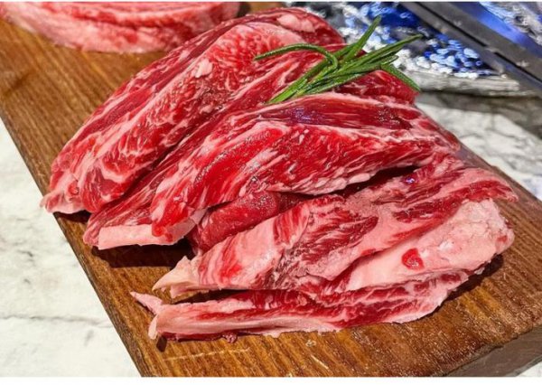 买牛肉是牛肋条好还是牛腩好