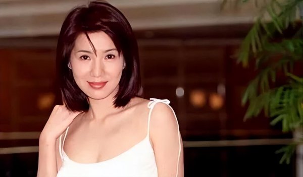 她是性感女神