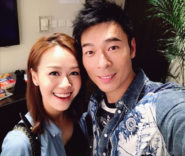 曾与许志安车内激吻