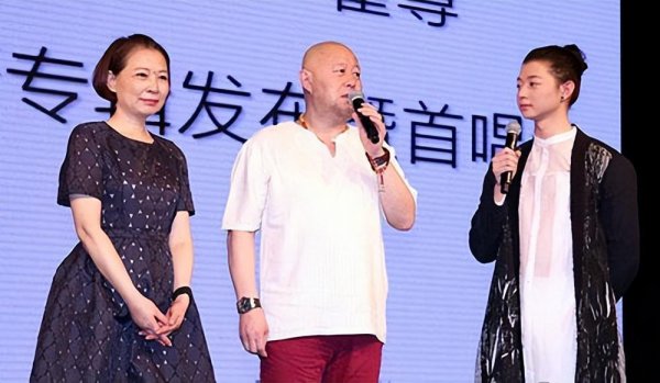 仲小萍个人资料