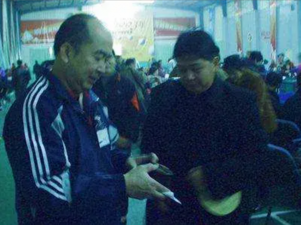 梁戈亮乒乓球冠军简介