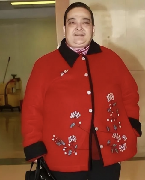 何超雄个人资料简介