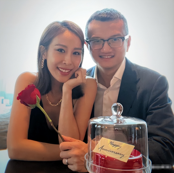 曹敏莉个人资料