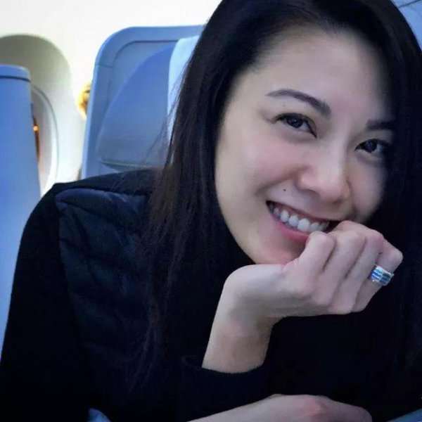 张继聪是张敬轩表舅父？陈奕迅是王祖蓝表哥？今天就来八一八TVB这些明星亲戚