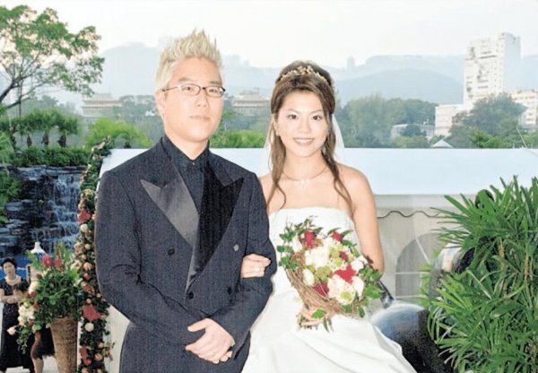 康子妮个人资料