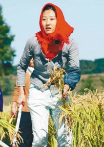 蒋依杉个人资料简介：她是《乡村爱情》中的第一美女 戏里又土又丑 生活中真