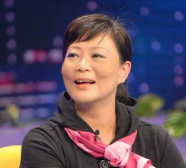 小品女王杨蕾简介