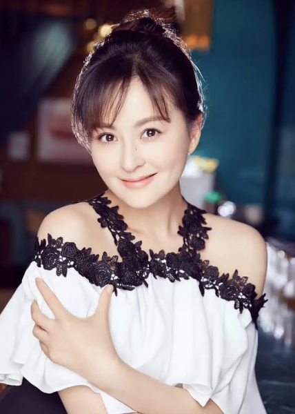 戴娇倩个人资料图片