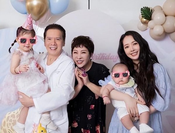 嫁人改命的7位女星