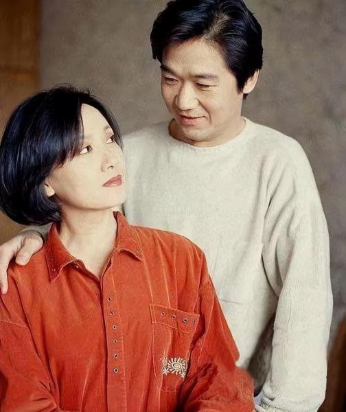 娱乐圈怕老婆的4位男明星