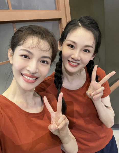 苗苗钟楚曦六年后再跳绒花