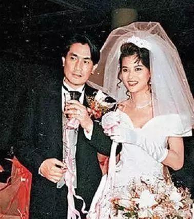 黎燕珊当红时嫁大12岁家暴男