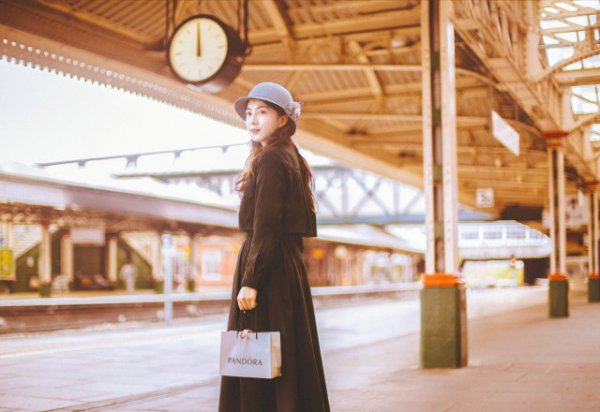 英伦风穿搭女生必学