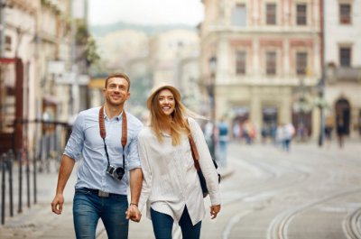 跟女朋友如何出去旅游 与女友一起计划和享受旅行