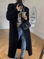 呢子大衣的简单搭配方法 呢子大衣里面搭配什么衣服好看