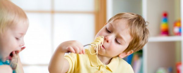 梦见吃饭预兆什么