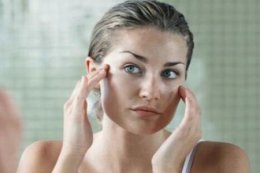脸上过敏发红怎么快速消除？四个方法缓解敏感肌症状
