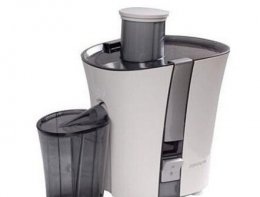 榨汁机榨果汁要加水吗？纯果汁更好喝