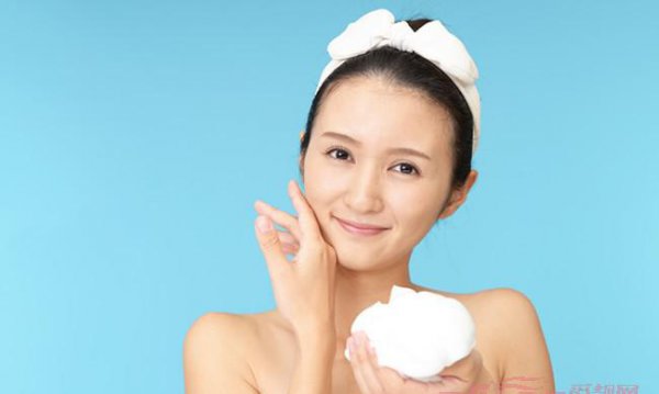 冬季用什么爽肤水好？