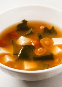 海带豆腐汤窍门 汤鲜味浓的冬瓜海带豆腐汤