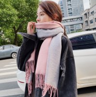 围巾怎么戴好看 女孩子送围巾什么意思