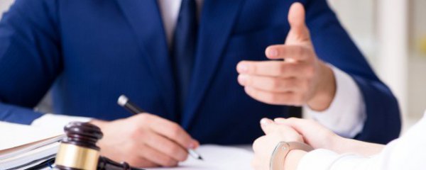 交通事故对方全责保险公司怎么赔偿